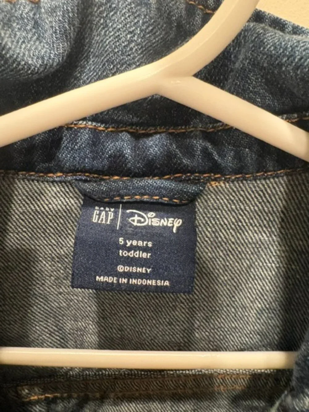 Gap × Disney Minnie Mouse Icon Denim Jacket